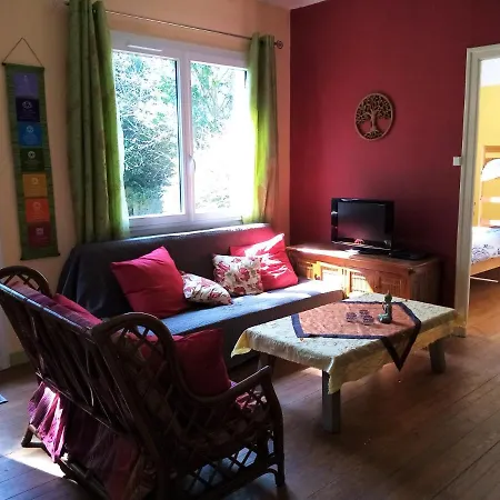 Guest house Brins De Magie *